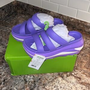 CROCS Mega Crush Triple Strap in Galaxy